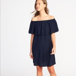 Black Old Navy Off the Shoulder Dress.